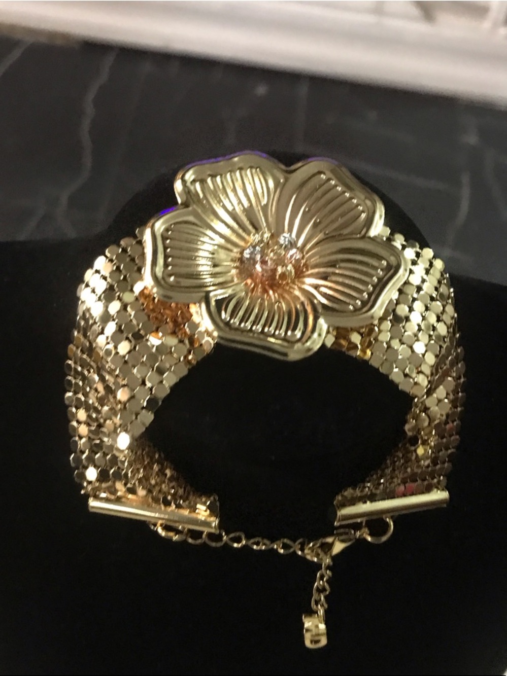 Fashion Jewelry Gold Floral Mesh Bracelet